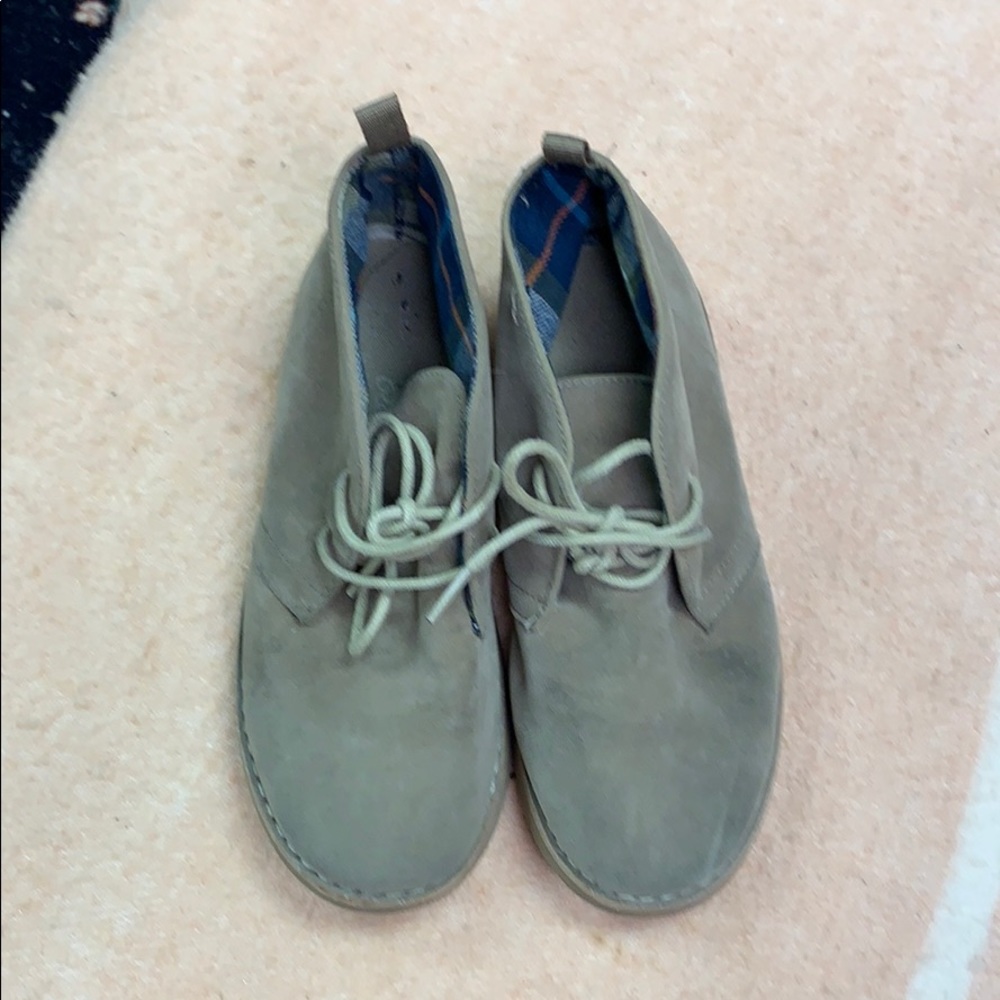 Boys size 13 brown suede dress shoes/boots.